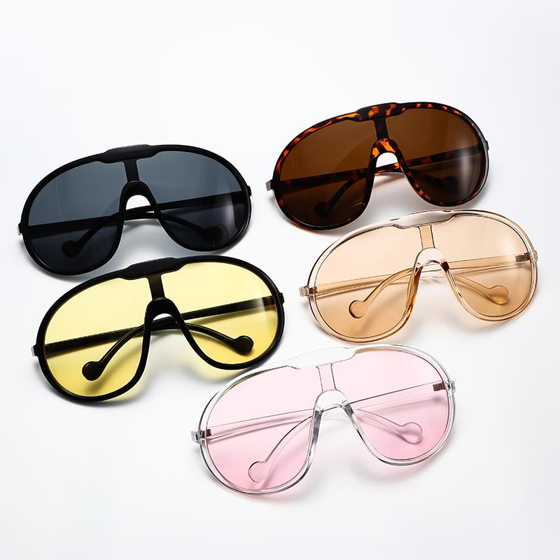 New Oversized Square Sunglasses Women Punk Fashion Big Frame Vintage Cycling Sun Glasses Men Shades Retro Gradient Shades Uv400