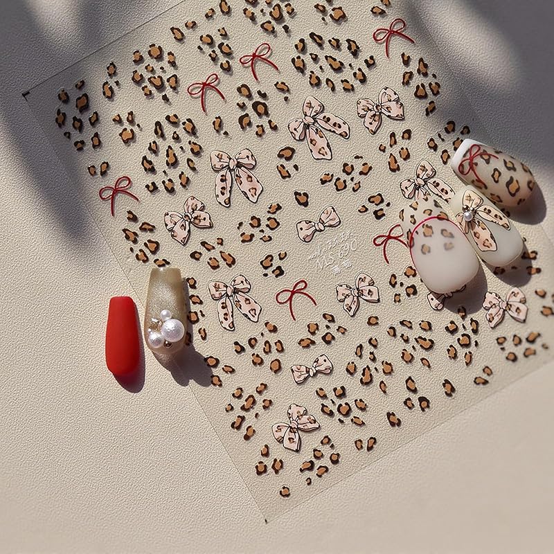 Winter Snowflake Nail Art Stickers, 3D Embossed Exquisite Snowflake Nail Decals Self-Adhesive Christmas Craft Nails Accessories for Women Girls DIY