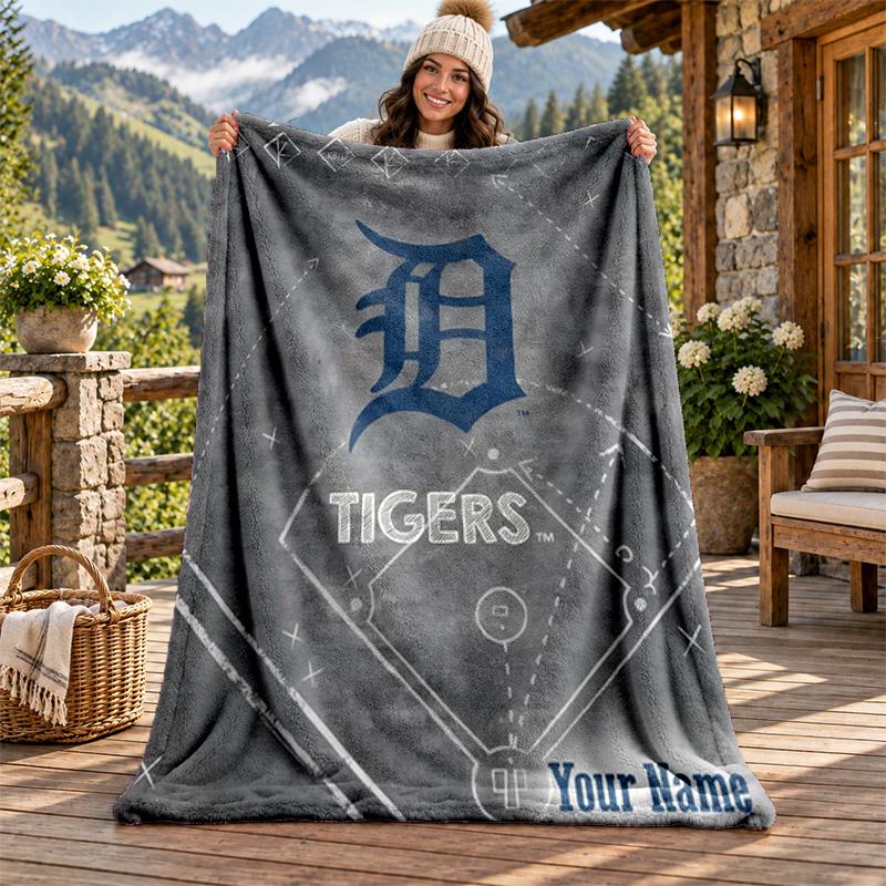 Detroit Tigers Custom Name Flannel Blanket Personalized Soft Warm Plush Throw Blanket Customized Gift for Family Friends