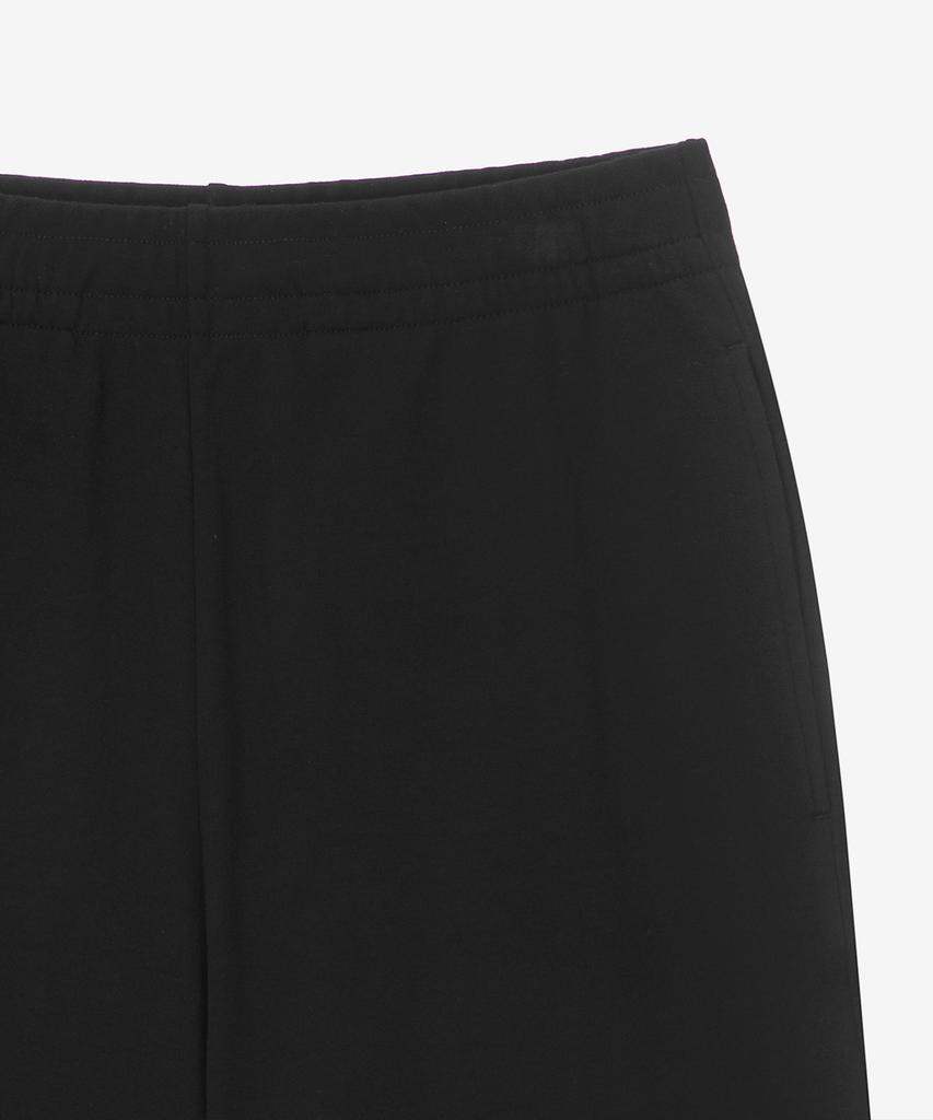 BASIC HOUSE Uni Basic Shorts Black Lyhp3101