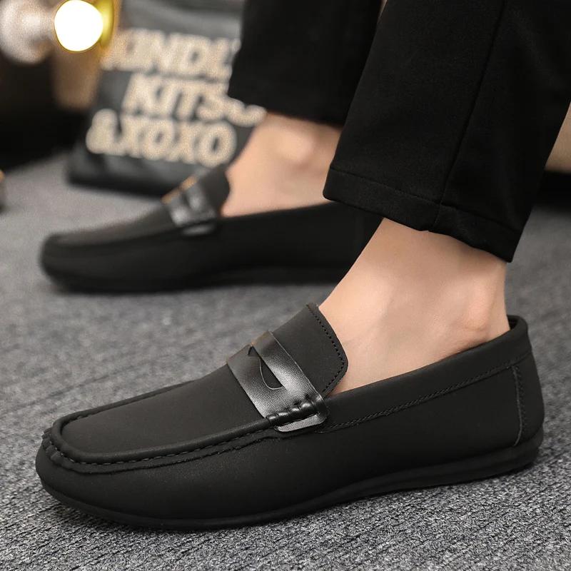 Fashion Summer Men Casual Shoes Leather Moccasins Breathable Slip on Italian Boat Shoes Luxury Brand Mens Driving Loafers Size 39-46