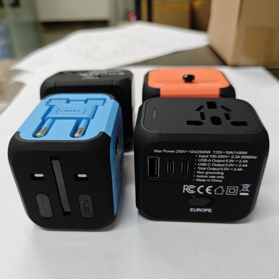 Travel Charger 2500W High Power Socket Portable Power Wide Voltage 110-250V Multi-National Adapter with 2 Type-C