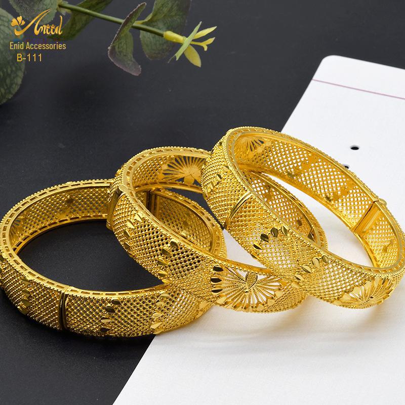 Alloy Spring Indian Gold-Plated Hollow Jewelry Set: Women's Bracelet Ring Bridal Accessories