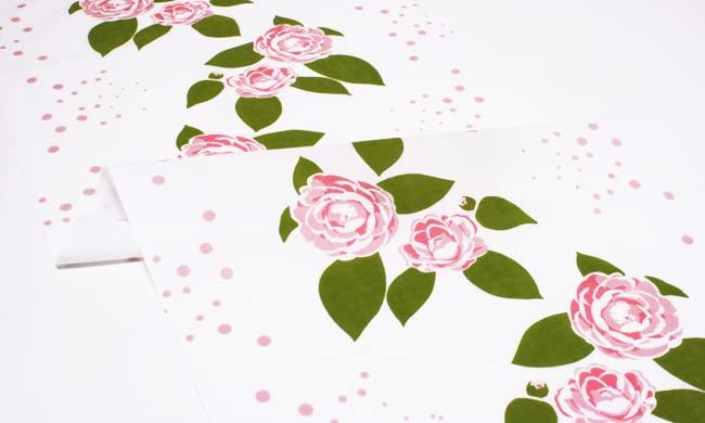 Somenoanbo Tenugui Maiden Hand Authentic Made in 35cm x 100cm "Smiling Camellia" Towel, Dyed, 100% Cotton, Tokuoka, Japan,