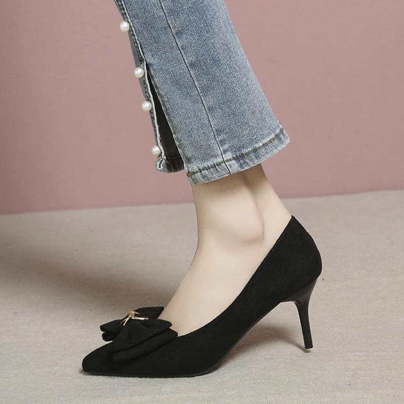 

Модные высокие каблуки Тонкие каблуки 2025 Новые замшевые Остроносые Темпераментные женские туфли Стразы Французский стиль Одинарные туфли для девочек 39