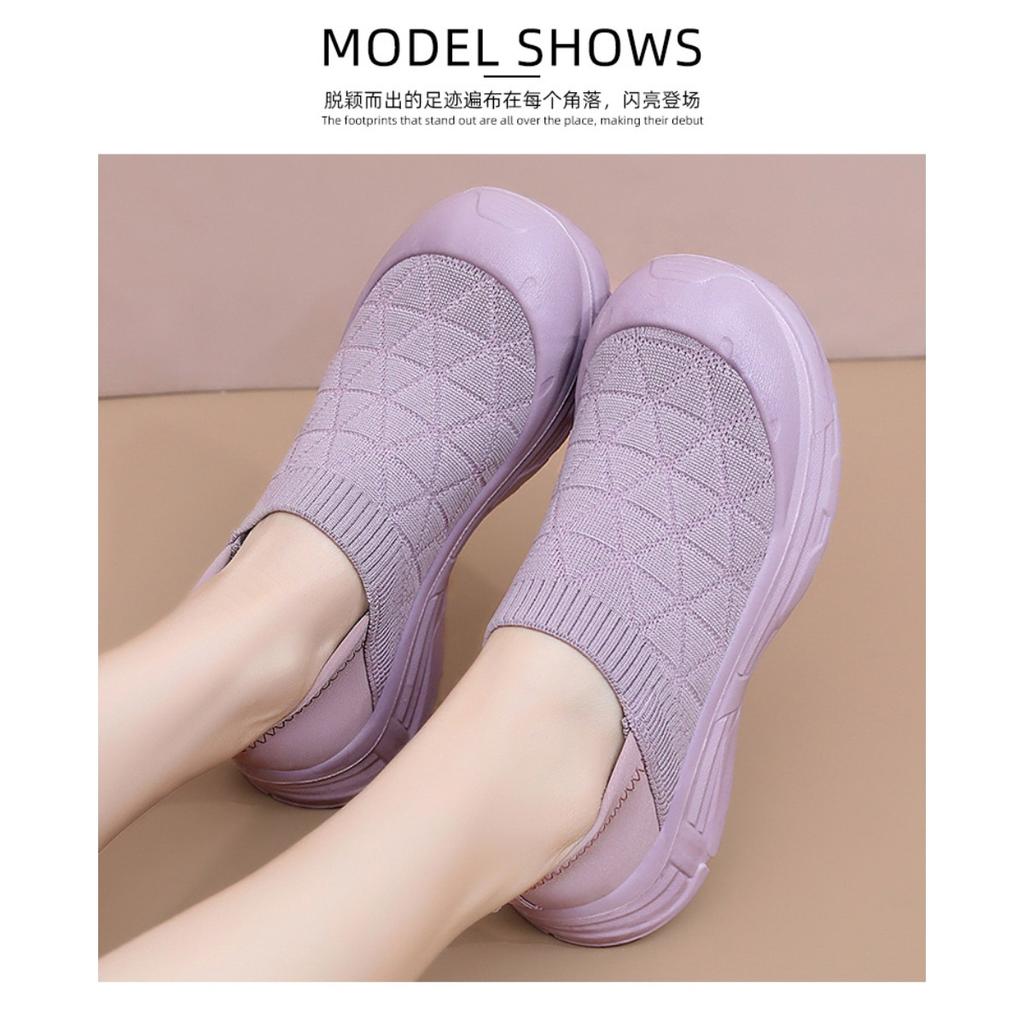 Women's Versatile Spring New Fly Woven Breathable Casual Shoes with Soft Soles That Are Not Tiring for The Feet