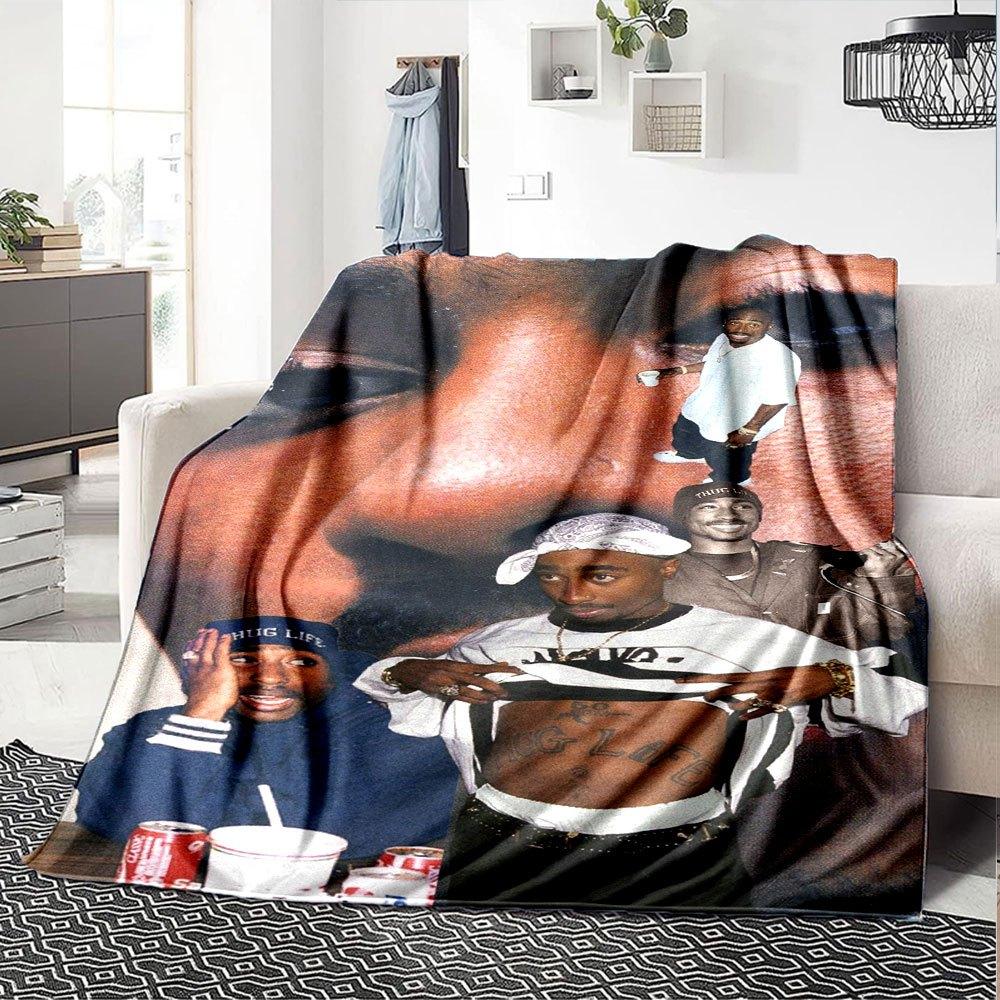 1 Stück 2Pac Hip Hop Decke Weich Leicht Ganzjahres Mehrzweck Überwurf für Sofa, Bett, Büro & Picknicks, Französischer Stil mit Ikonischem Albumcover & Zitaten
