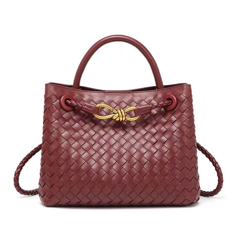 VeraBags Niche Design Nieuwe Metalen Touwgesp Gevlochten Draagtas Schoudertas Draagbare Messenger Retro Alles-match Eenvoudige Dames Tas 25cm*9cm*19cm