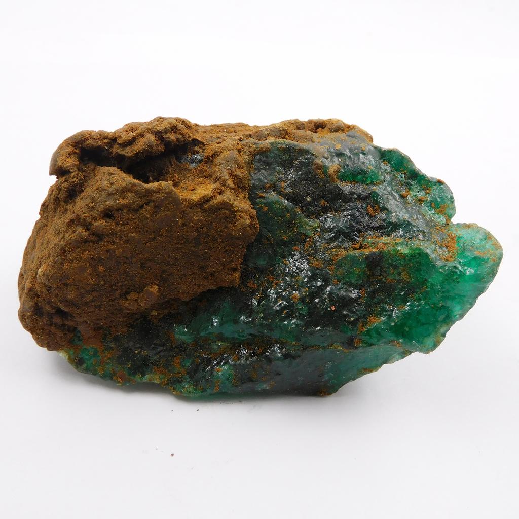Natural Green Emerald 1010.9ct Rough Certified Loose Gemstone