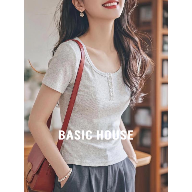 Basic House Women s U-Neck Slim Fit Short Sleeve T-Shirt M светло-серый