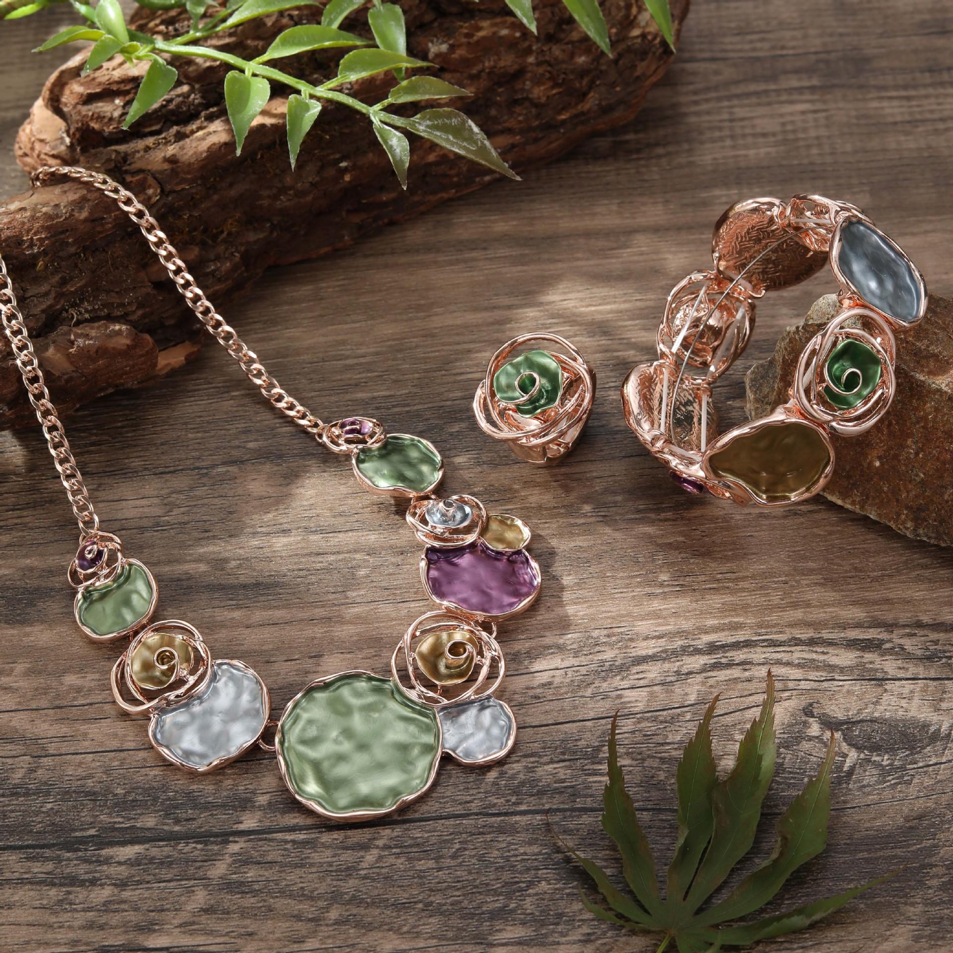 

Цветная живопись масло роза кольцо браслет ожерелье набор женский банкетный высококлассный набор ювелирных изделий