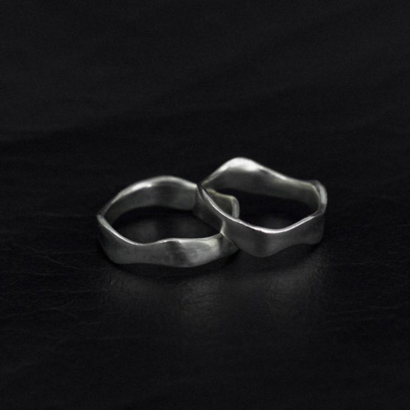 Zney Water Flow Ring