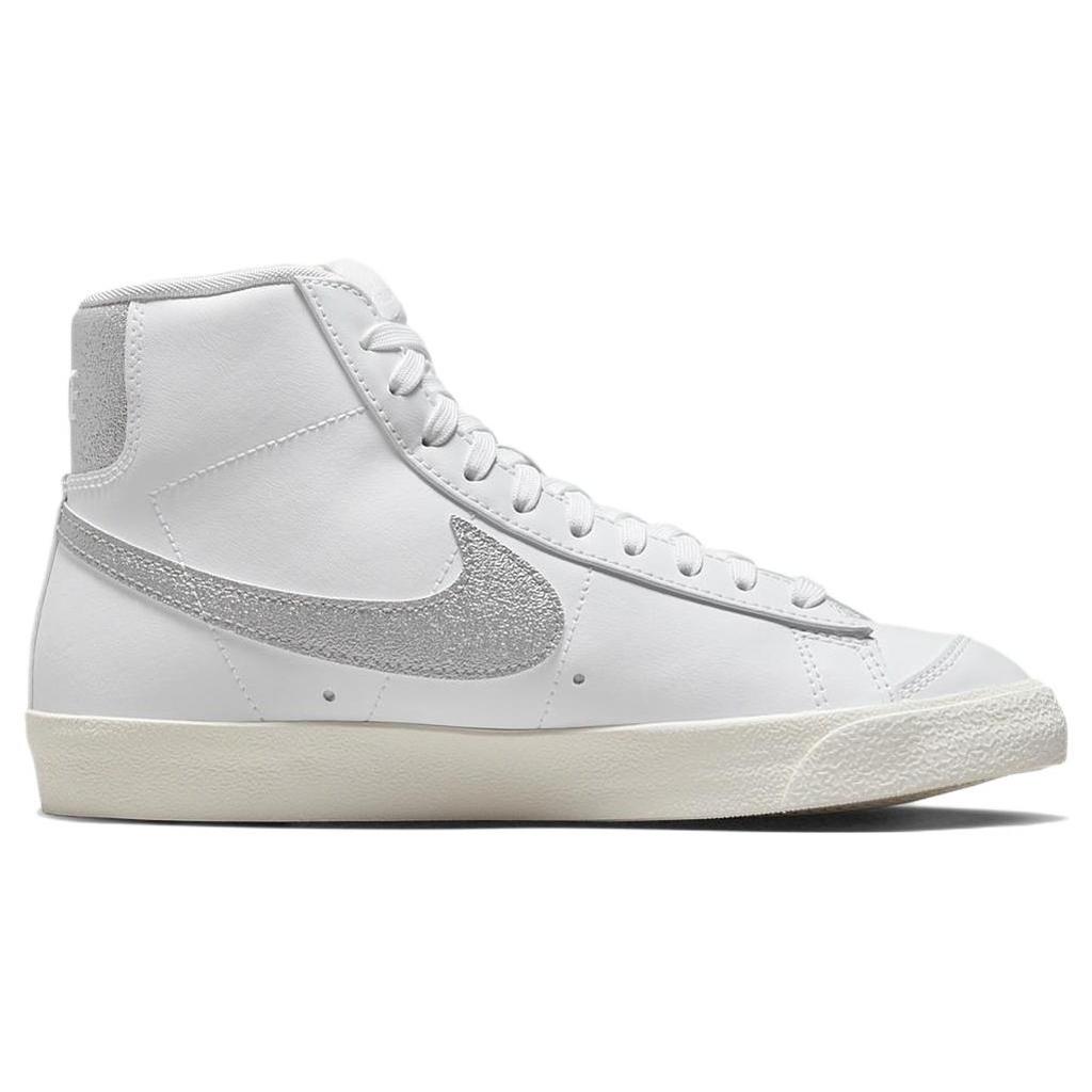 Nye Nike Blazer Mid 77 Essential Hvit Metallisk Sølv Dame DQ7574-100