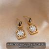 2026 New Elegant Pearl Block Pendant Gold Color Metal Waterdrop Earrings Trendy Jewelry Fashion Accessory for Women and Girl