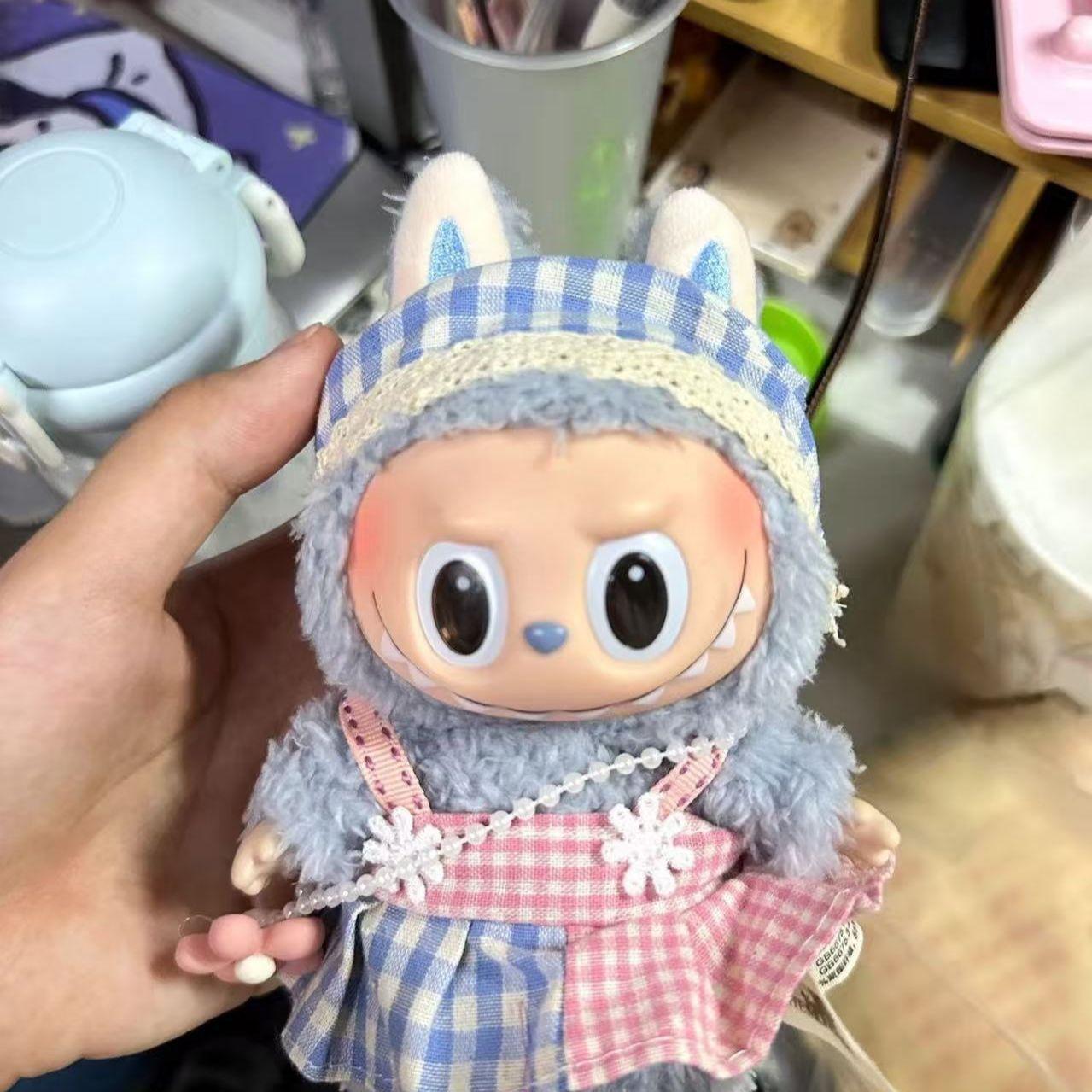 

Лабубу 17 см Деревенский стиль Универсальная детская одежда 1