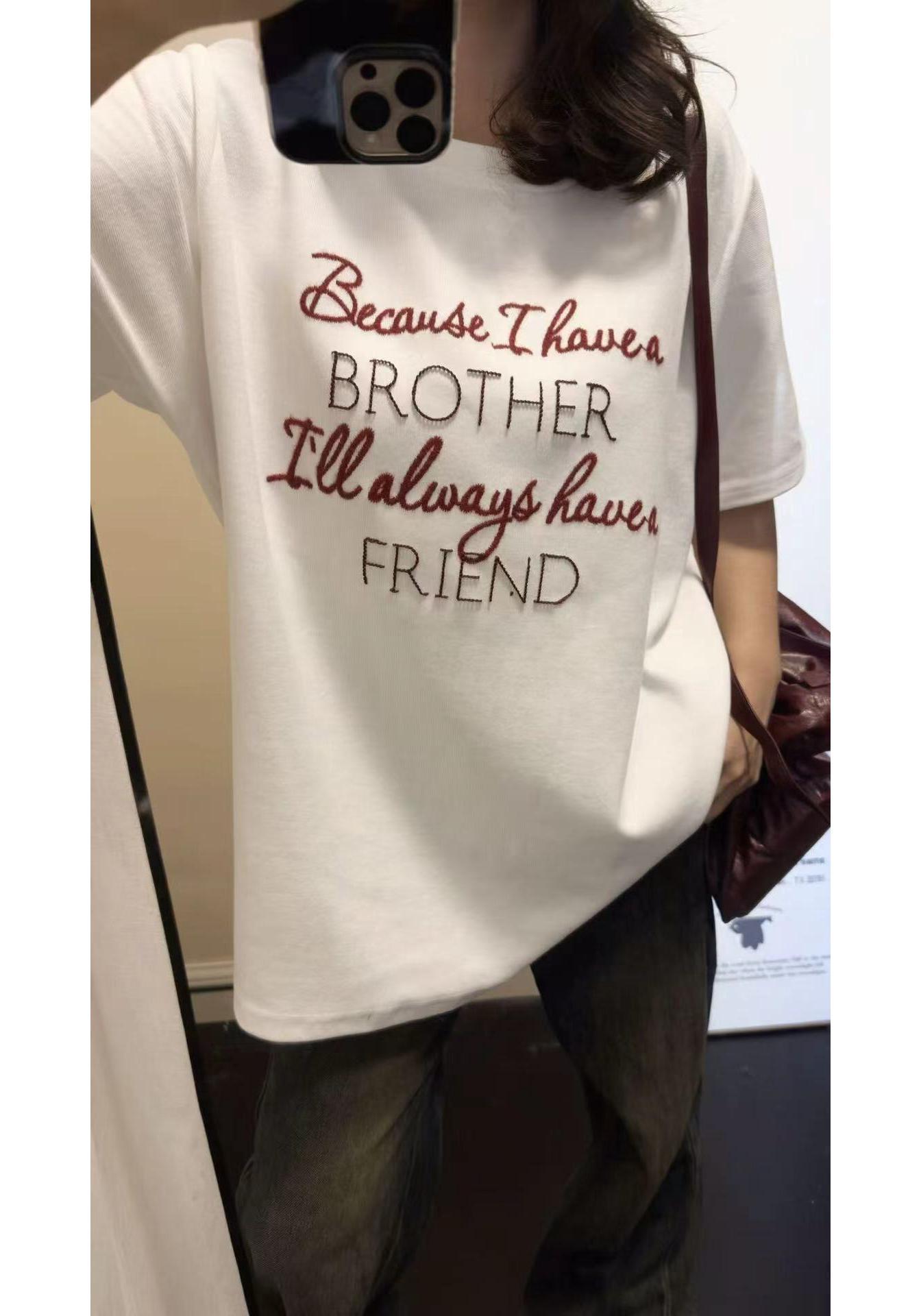 

Plus Size Winter Embroidered Letter T-Shirt - Loose Short Sleeve Base Layer One Size білий