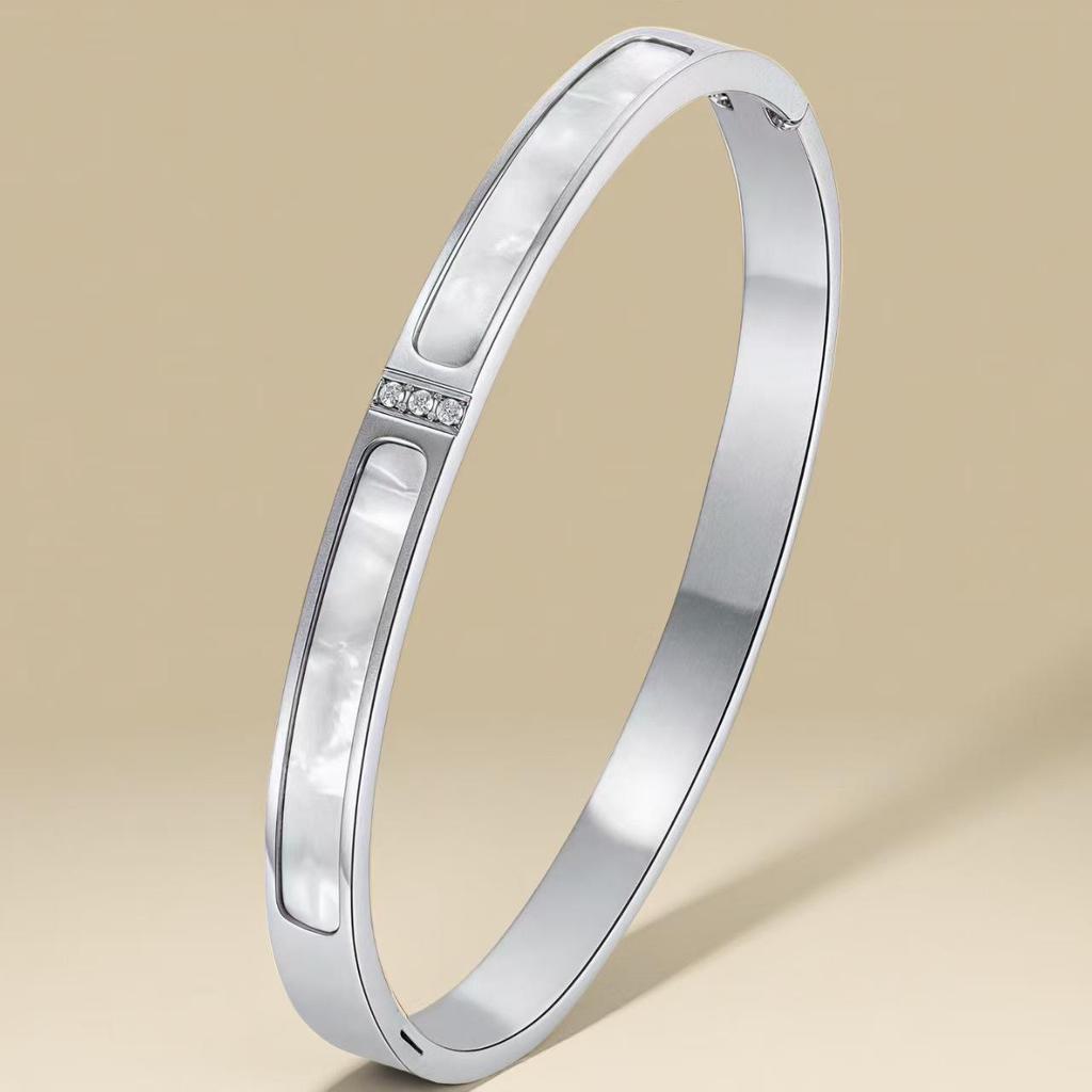Elegant Roman Numeral Intertwined Titanium Steel Bracelet for Women - Diamond Inlaid, Double Layer, Colorfast Jewelry