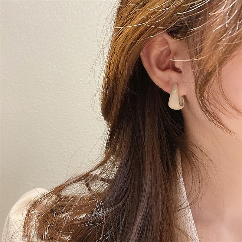New Korean Vintage Enamel Stud Earrings for Women French Romantic New In Jewlery Simple Female Party Earrings for Women Gifts