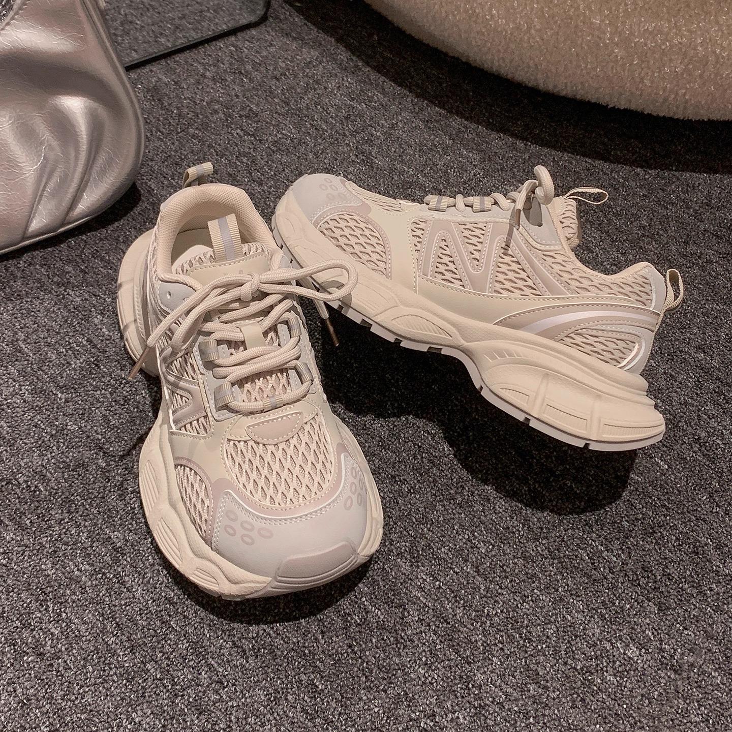 

Толстая подошва, увеличивающая мой рост, дышащие кроссовки для папы, женские 2025 лето, новинка, взрыв интернет-знаменитости, обувь для активного отдыха и досуга 40 хаки