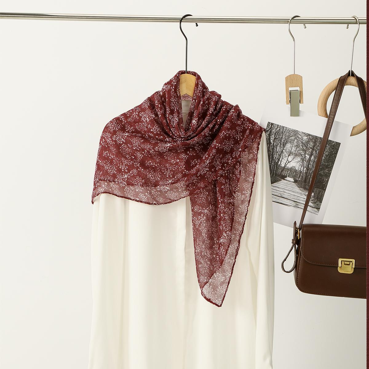 

Квадратный платок с цветочным принтом 85 см, вискозная повязка на голову, хиджаб для мусульманской женщины, модный женский платок для волос, рок-стиль, исламский тюрбан