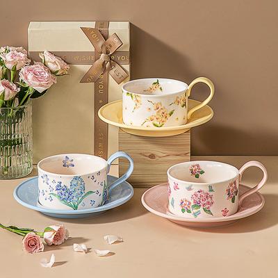 Nowoczesny Ceramiczny Zestaw Filiżanek do Kawy z Motywem Kwiatowym Do Domu Biura Popołudniowej Herbaty Odpowiedni na Śniadanie Kubek na Mleko Owsiankę Kubki dla Pary Dekoracja Domu