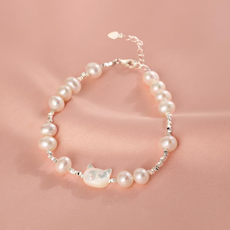 

White mother-of-pearl cat natural freshwater pearl and silver beads bracelet for women, sweet, gentle, and cute jewelry Silver payment