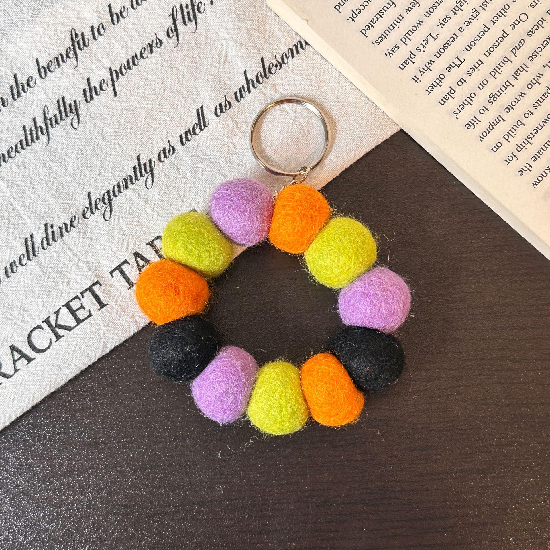 Trendy Handmade Wool Felt Ornaments & Keychains Set