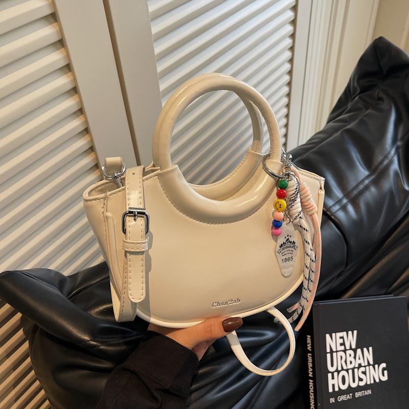 Casual Bag Women's New Versatile Messenger Bag Fashionable Portable Commuter Bag