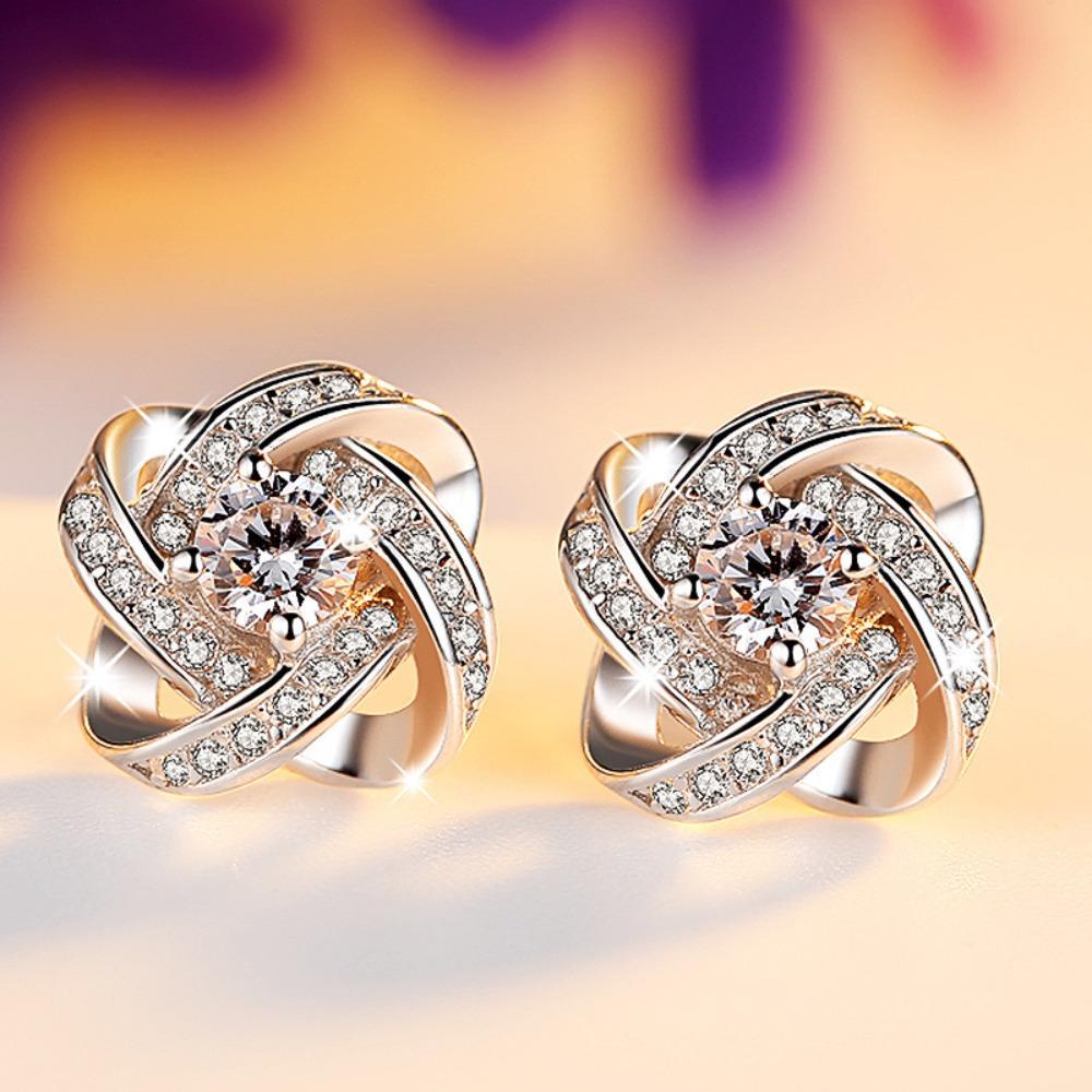 

Fashionable Four Leaf Clover Earrings Silver Plated Zircon Studs White Copper Elegant Jewelry for Girls