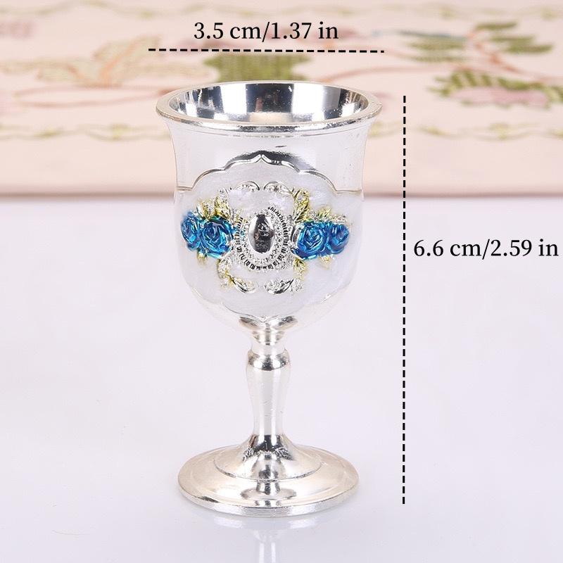 European Mini Wine Glass, Carved Spirit Vodka Cup, Alloy Portable Spirits Goblet, Tabletop Living Room Decoration, 30ml,1pcs