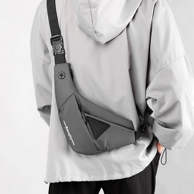 New men's messenger bag casual men's bag trendy shoulder bag outdoor travel mobile phone bag close-fitting backpack men