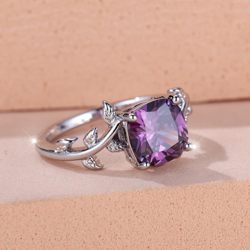 Creative design of the new white K square purple diamond edge Fujiman ring