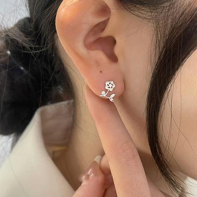 S925 Silber überzogene Ohrringe Französisch Ausschnitt Blume Ohrringe Weibliche sanfte Temperament Mini Diamant Rose Ohrringe