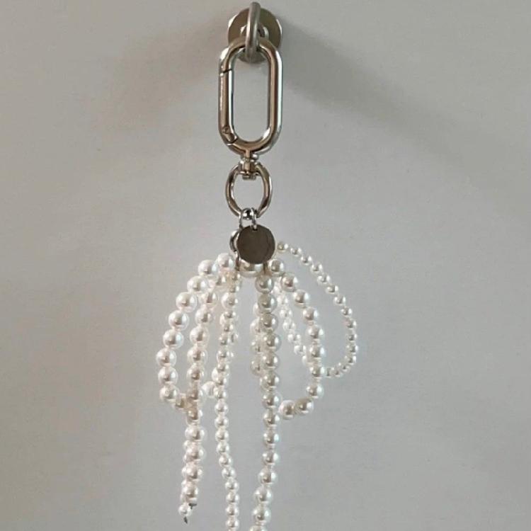 Luxurious Handmade Pearls and Silver Bead Bowknot Designs Elevating Your Styles for Every Occasion Stylish Outfits