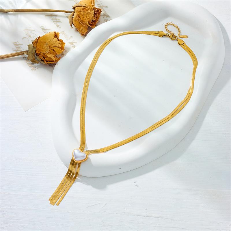Gold Plated Stainless Steel Heart Tassel Pendant Necklace for Women золотой