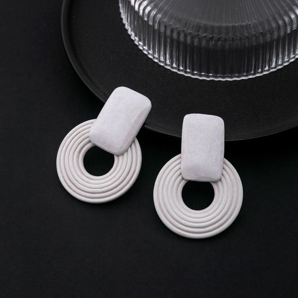 Bohemian Geometric Round Silver Needle Earrings In Retro Literary Style