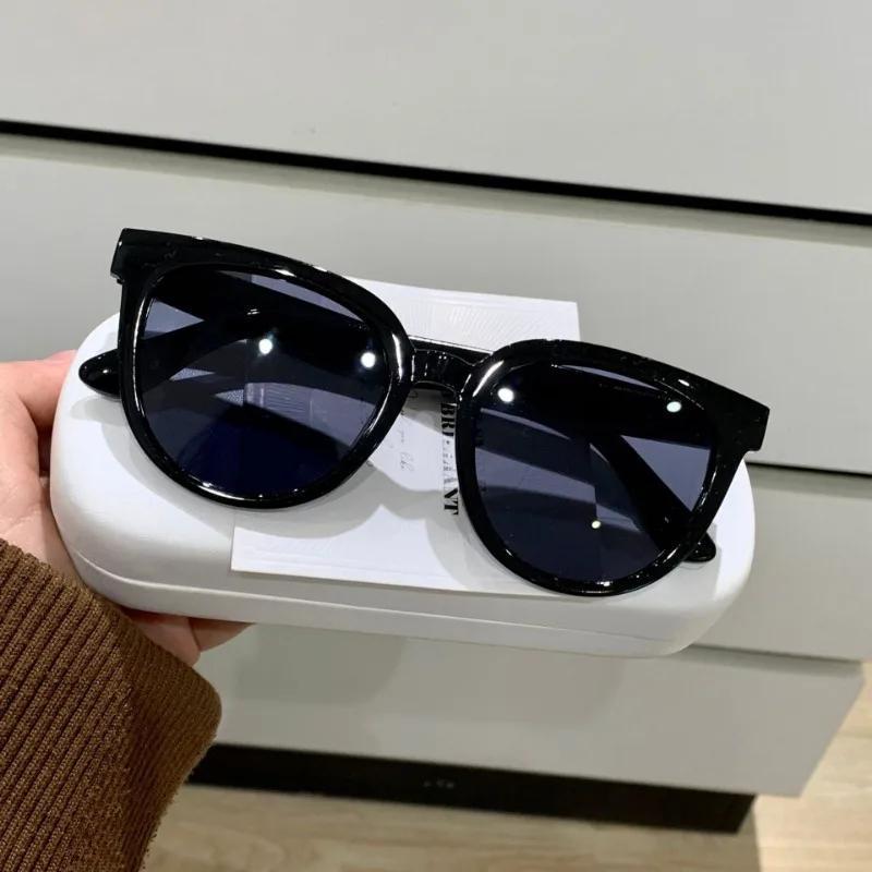 New Fashion Sunglasses Elegant Large Frame Sunglasses Retro Style Glasses Men and Women Sun Glasses UV400 Shades