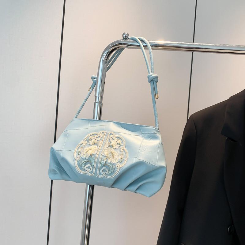 Stylish New Middle Style Women's Shoulder Bag Trendy Summer Crossbody Pillow Bag