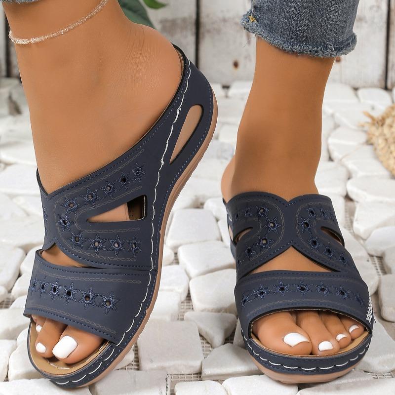 

Модные летние новые сандалии на танкетке для женщин, с круглым носком, открытым носком, перфорированной вышивкой, противоскользящие, износостойкие тапочки 43 темно-синий