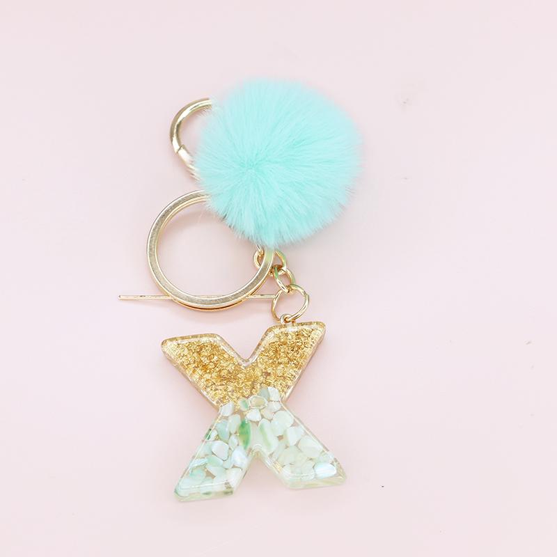 1PC Key Rings Fur Fluffy English Letter Keychain 26 English Plush Ball Women Car Decoration