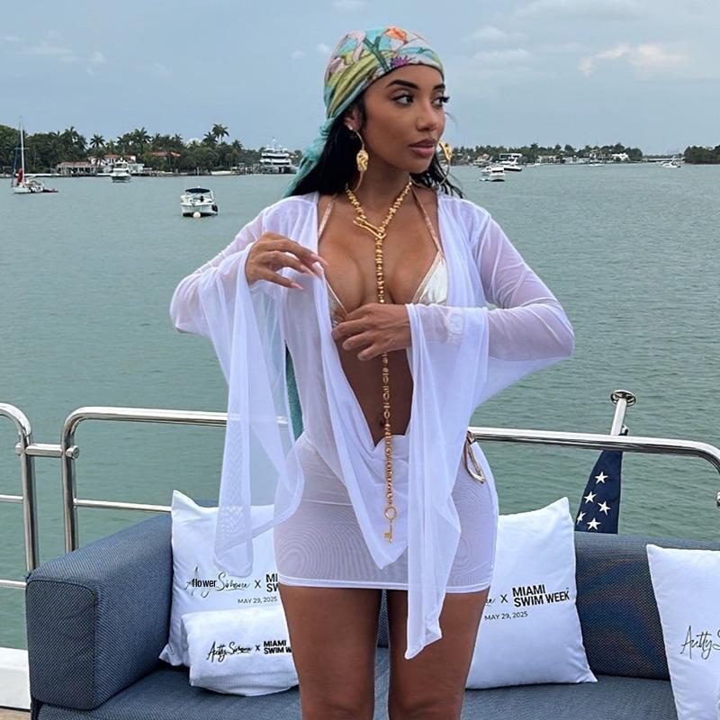 European-American Women s Mesh Ruffle Collar A-line Dress with Open Back Small белый