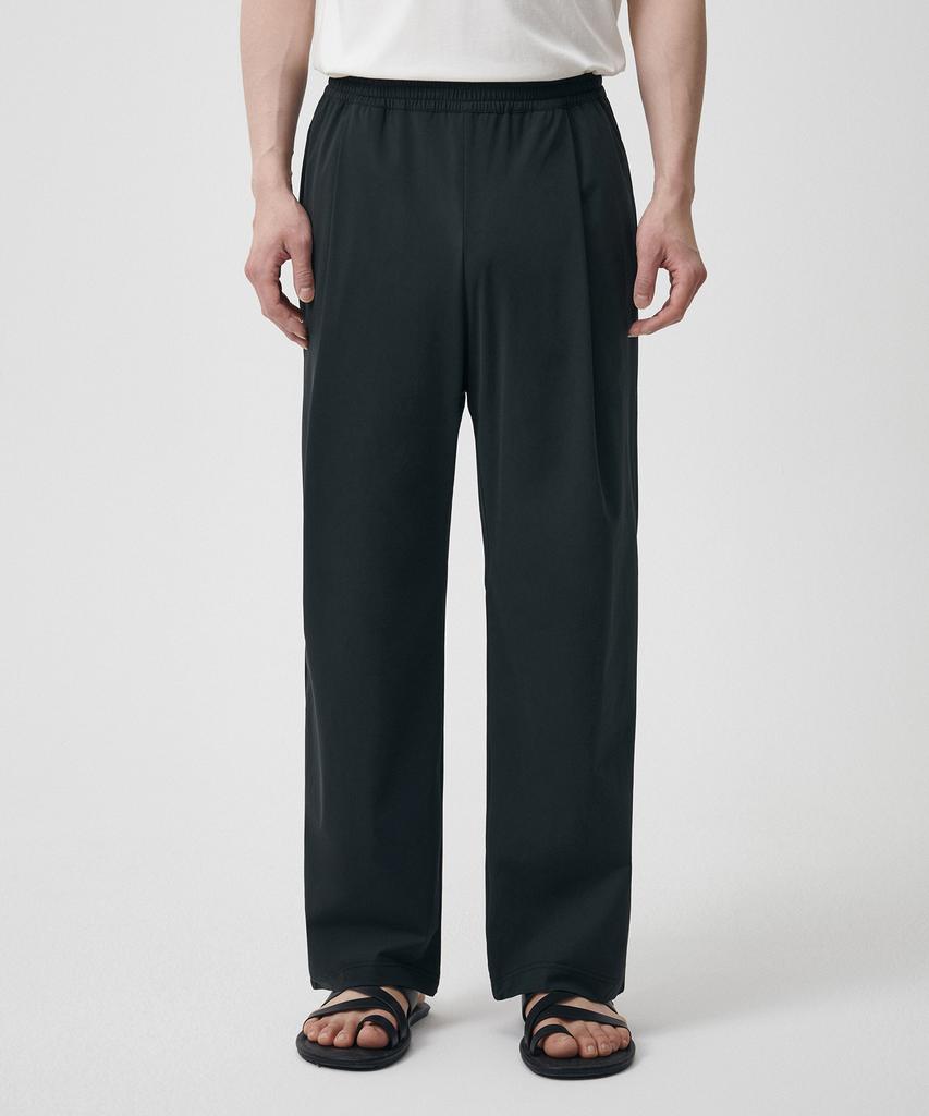 Musinsa Standard Cooling Deep Tuck Wide Elastic Waist Pants [Dark Gray]