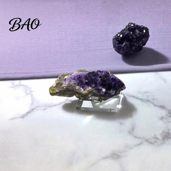 Acrylic Art Display Stand, Clear Tabletop Rock Easel Stands, Small Collectibles Shelf For Holder for Crystal Geodes Mineral Agate Coral Gemstone
