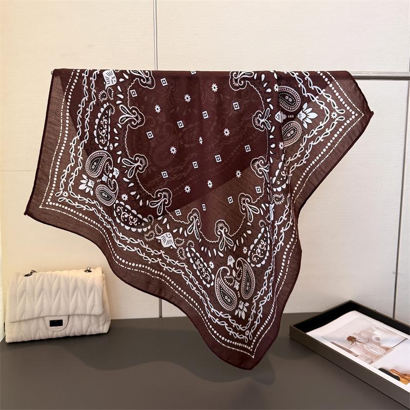Trendy Print Square Scarf For Women Cotton Velvet Neck Scarf Shawl Warp Elegant Neckerchief Bandanas Ladies Hijab