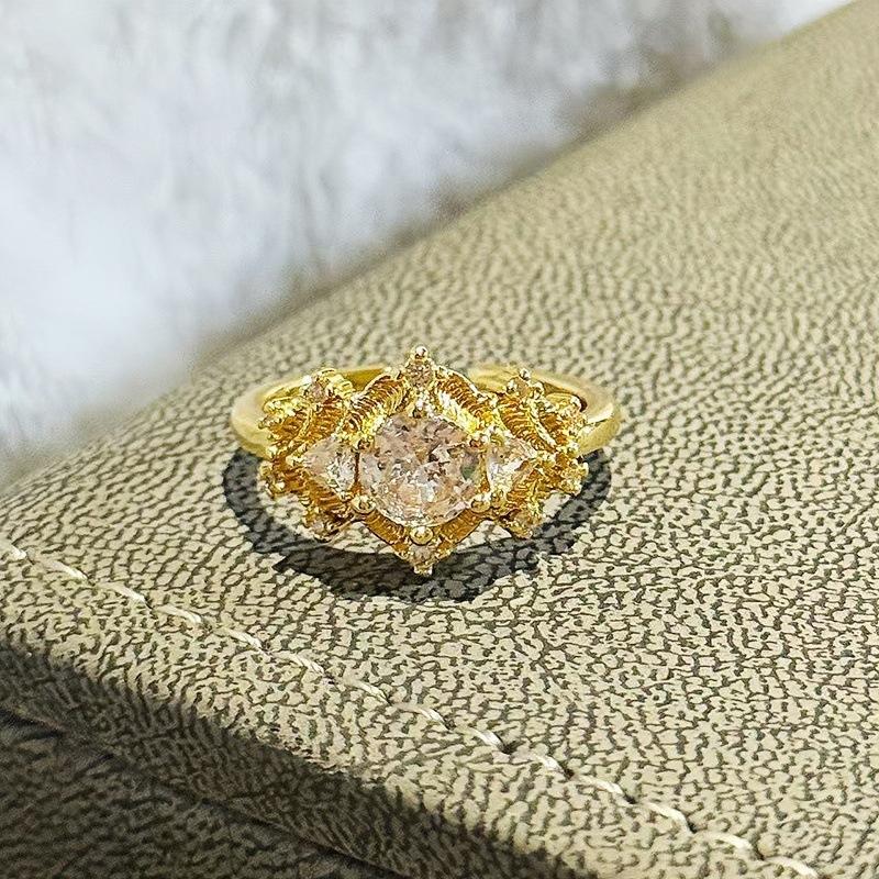 Medieval Vintage Old Money Wind Geometric Lines Zir*****Pen Ring Women'S Fashion Niche Ring