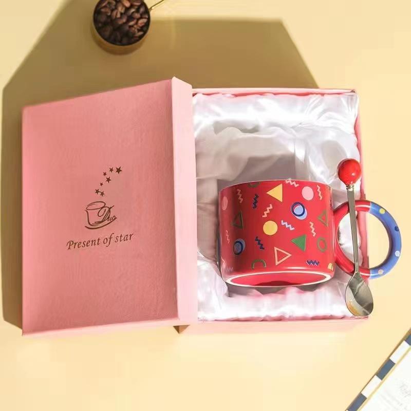 Ins Style High Value Mug Creative Cute Drinking Cup Girls Ceramic Cup Office Couple Coffee Cup