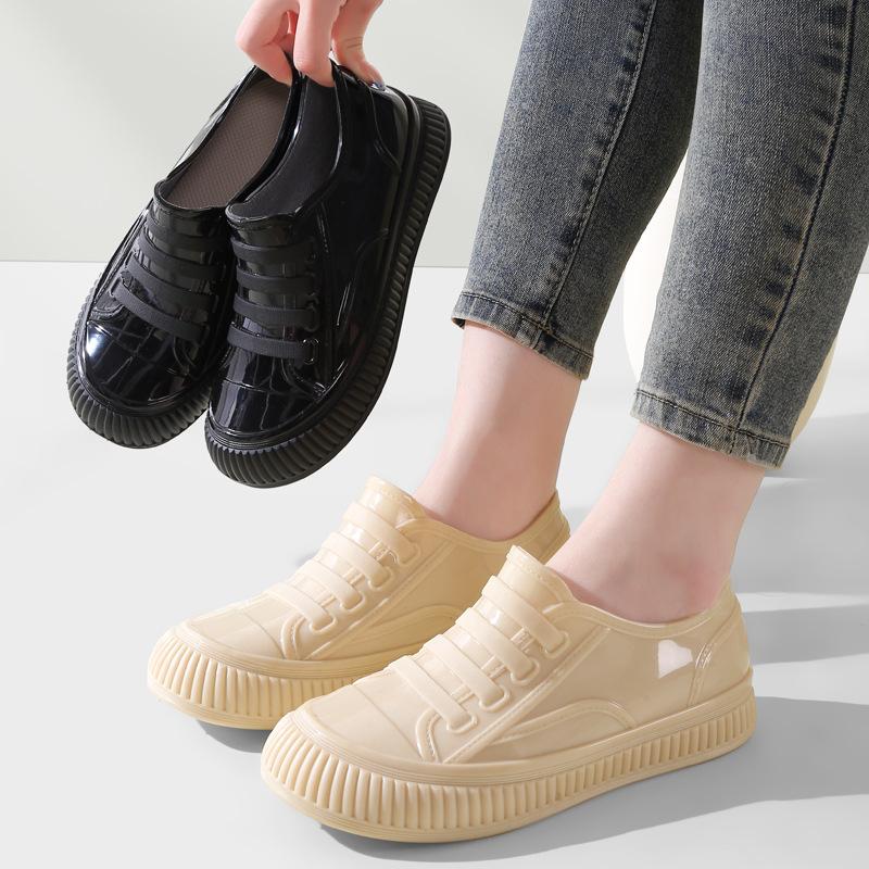 Rain shoes women's fashion outer wear anti-adult soft sole wear-resistant not tired feet shallow mouth shoes thickened new shoes