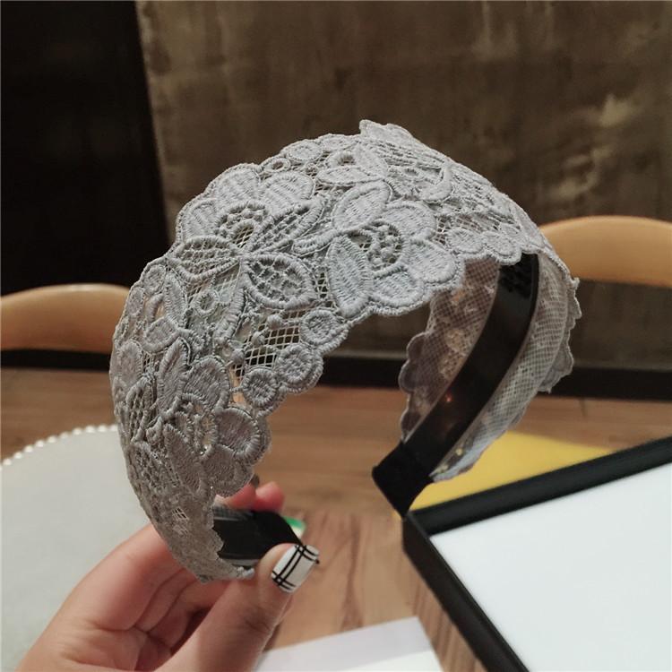 Fashion Women Lace Hairbands Wide Hair Hoop No-slip Lady Flower Hollow Headbands with Teeth Elegant Female Hair Accessories
