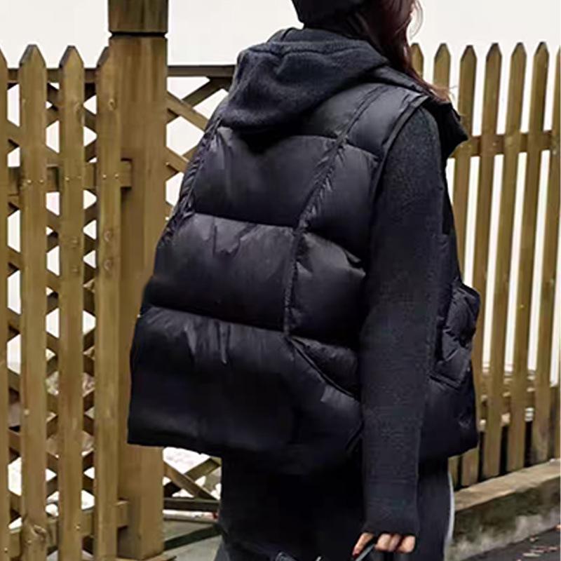 2025 Women's Lightweight Down Vest: Slimming Design, Stylish Outerwear