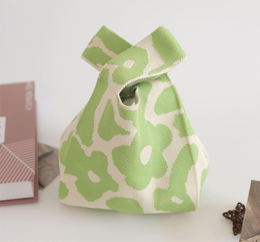 Chic Portable Knitted Handbag - Xiaohongshu Recommended Cute Style